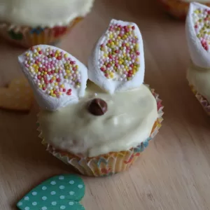 Easter-Bunny-Cupcakes