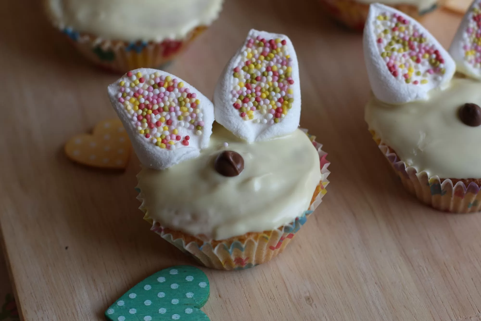 Easter-Bunny-Cupcakes